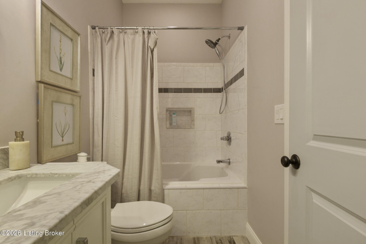 Listing Image 81