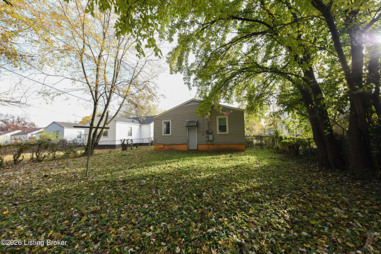 Listing Image 12