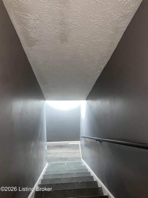 Listing Image 53