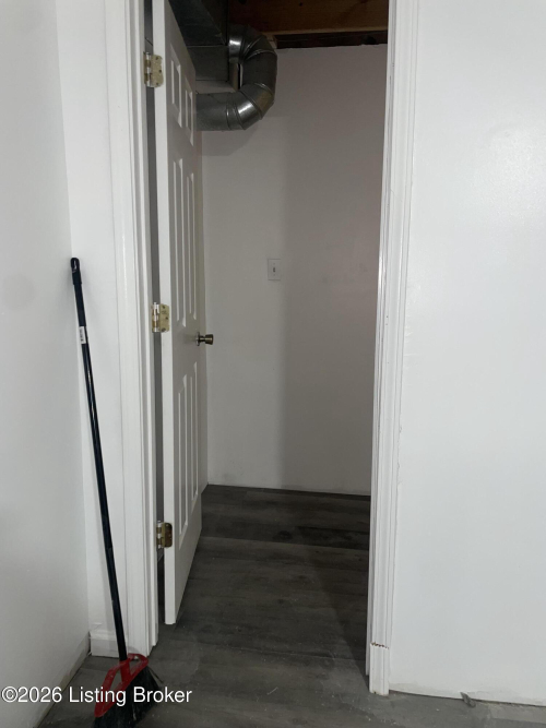 Listing Image 58