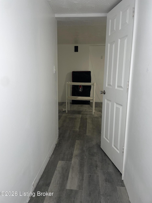 Listing Image 74