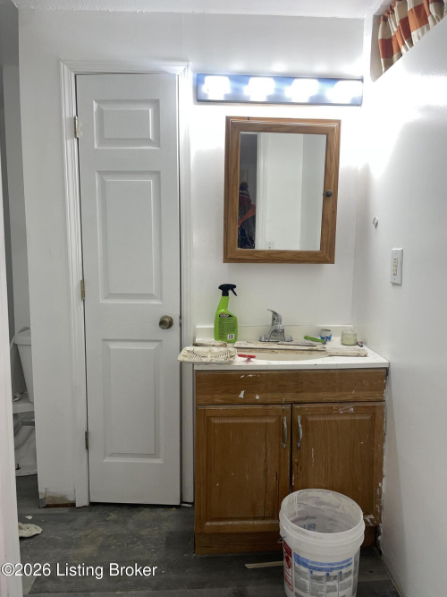 Listing Image 75