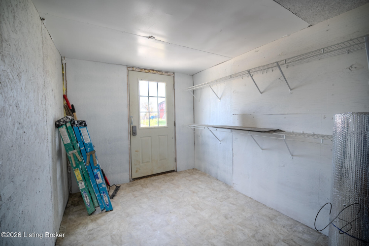 Listing Image 37