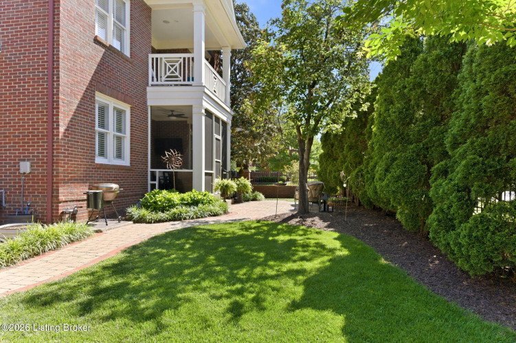 Listing Image 91