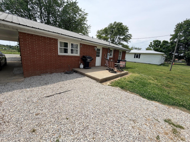 Listing Image 11
