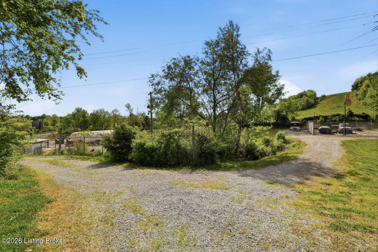 Listing Image 74
