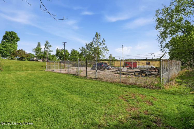 Listing Image 77