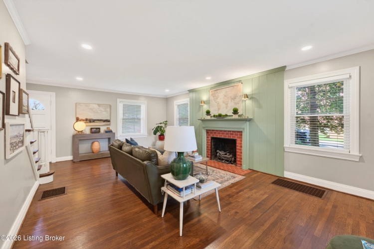 Listing Image 23