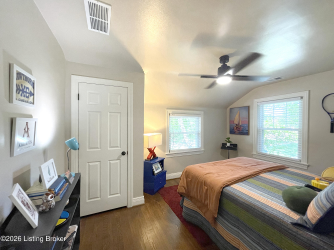 Listing Image 54