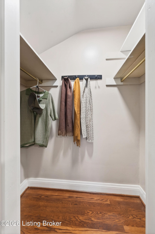 Listing Image 55
