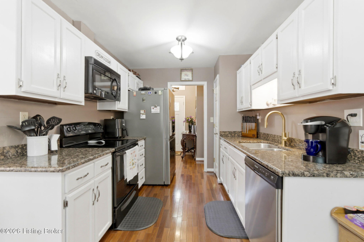 Listing Image 15