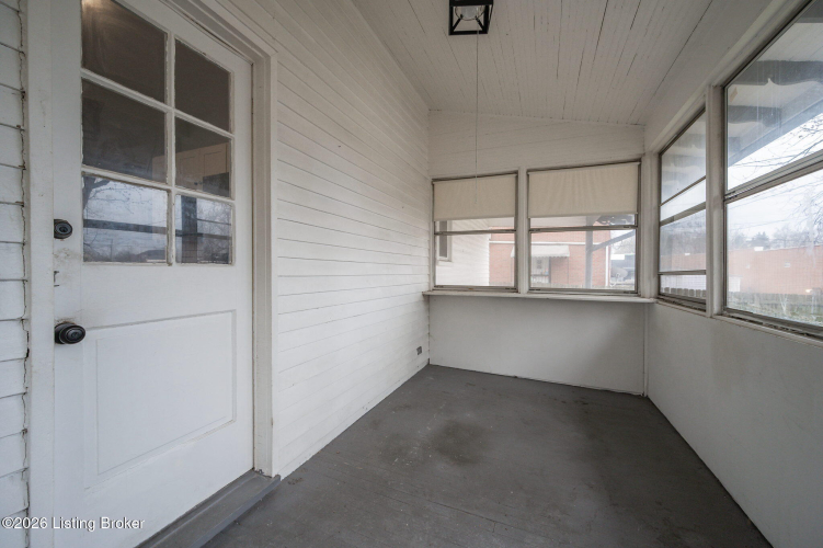 Listing Image 24