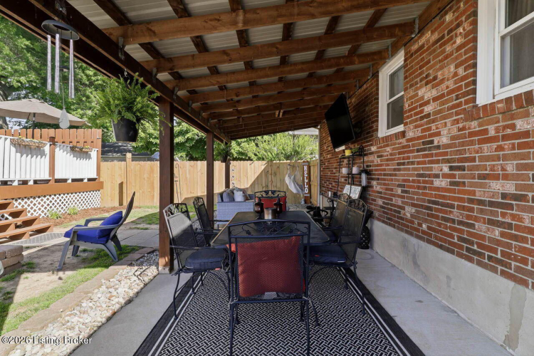 Listing Image 38