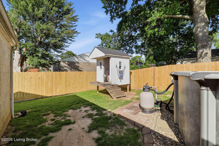 Listing Image 52