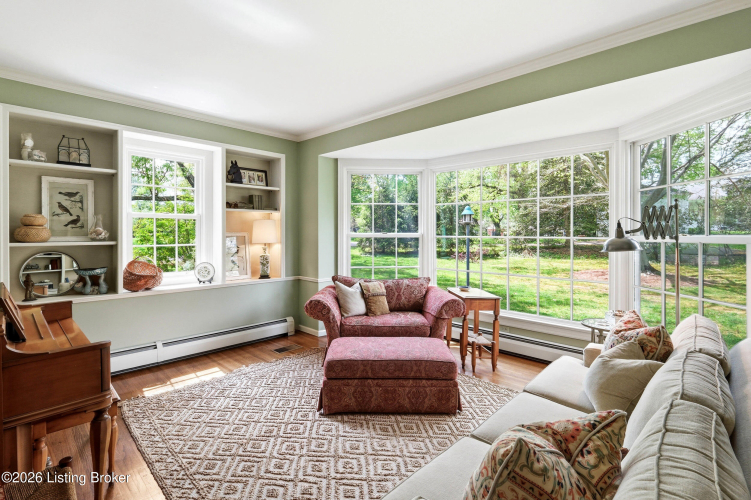 Listing Image 15