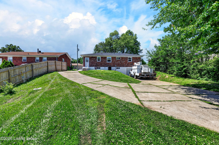 Listing Image 50