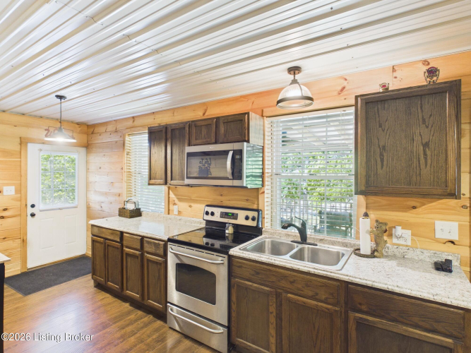 Listing Image 15