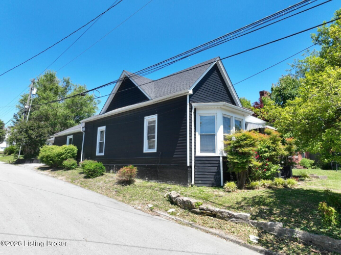 Listing Image 20