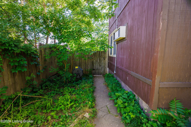 Listing Image 70