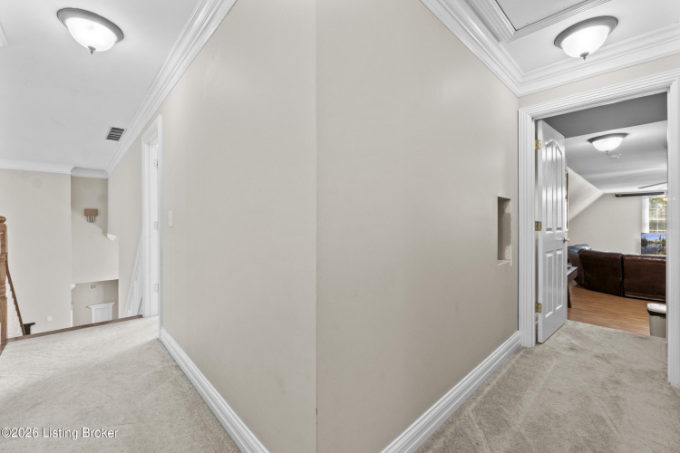 Listing Image 64