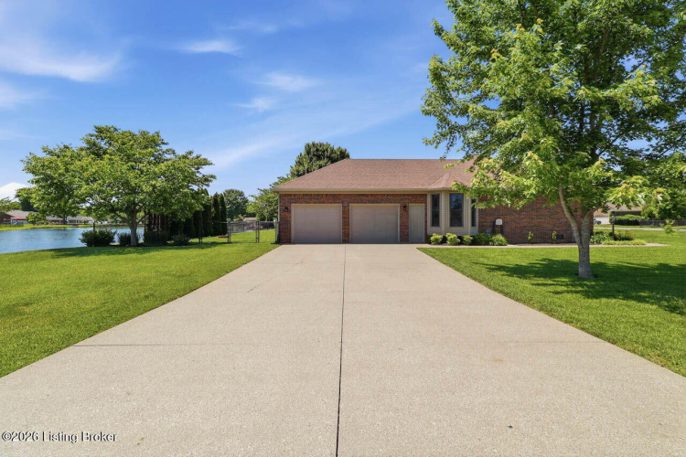 Listing Image 53