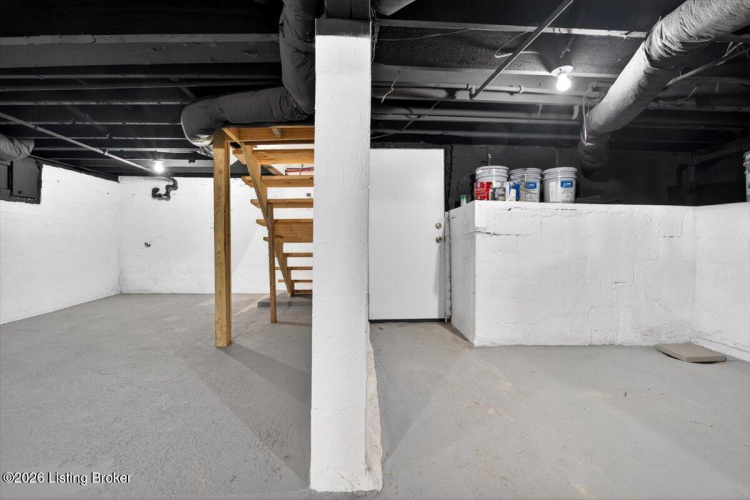 Listing Image 25