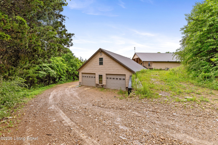 Listing Image 76