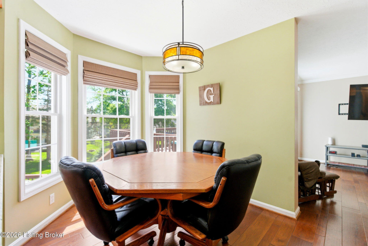 Listing Image 13