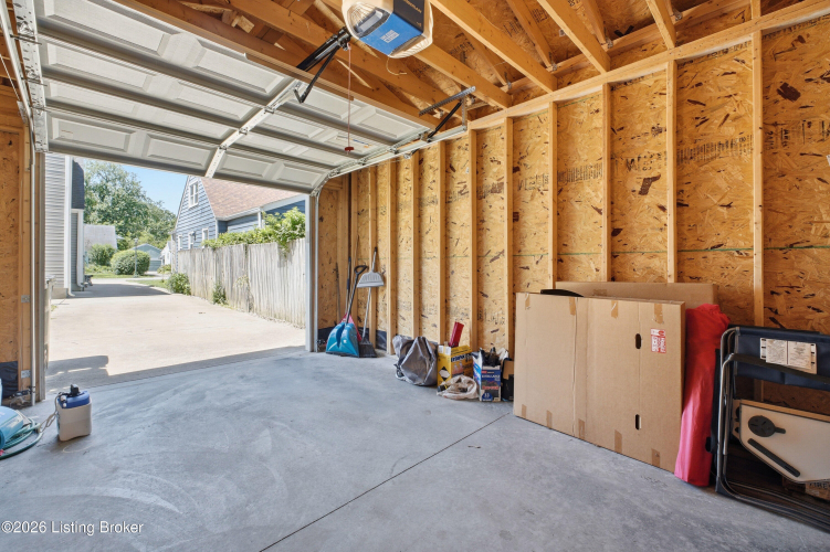 Listing Image 44