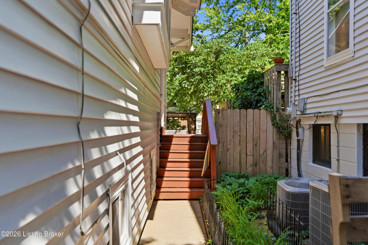 Listing Image 51