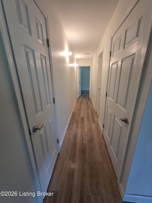Listing Image 18