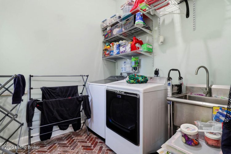 Listing Image 21