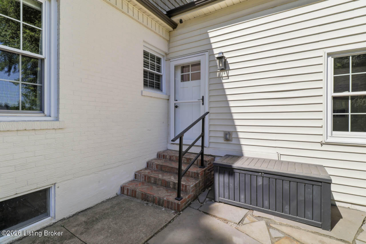 Listing Image 41