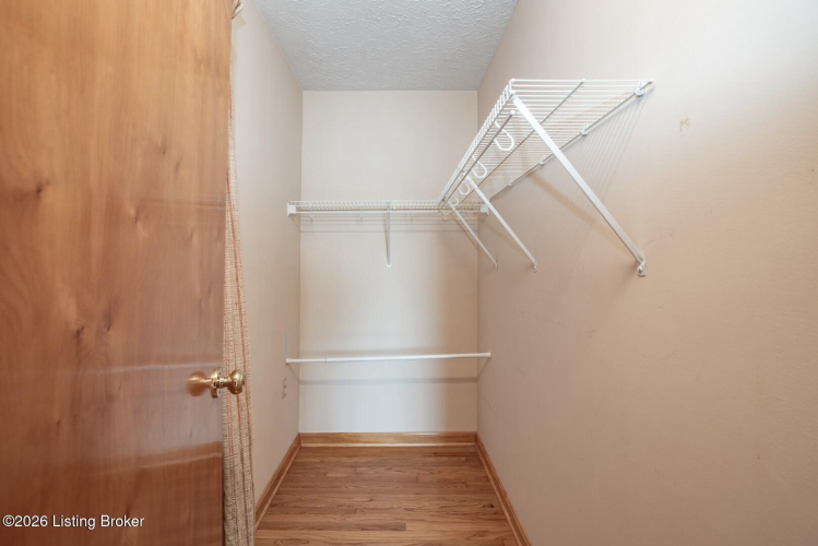 Listing Image 53