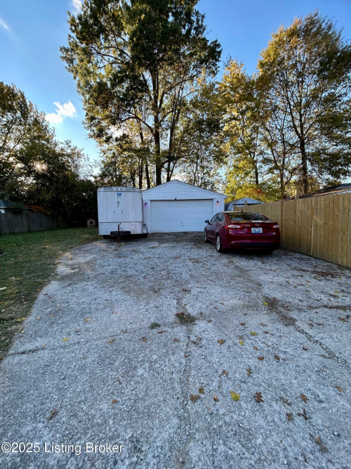 Listing Image 25
