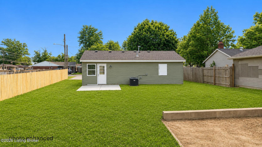Listing Image 16