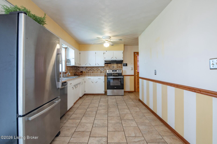 Listing Image 23
