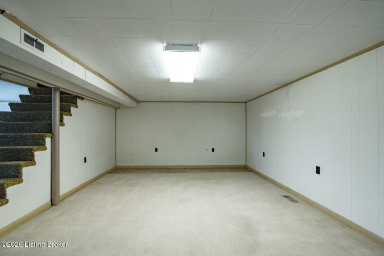 Listing Image 51