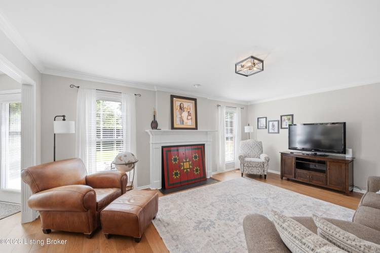 Listing Image 14