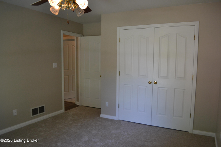 Listing Image 42