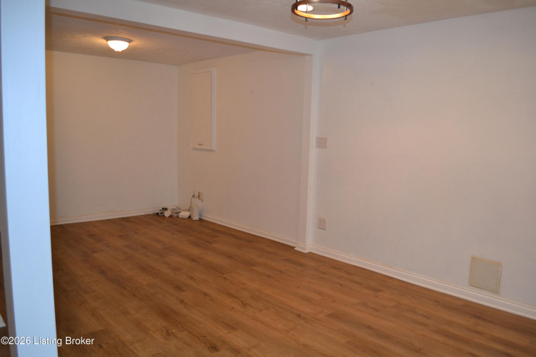 Listing Image 59