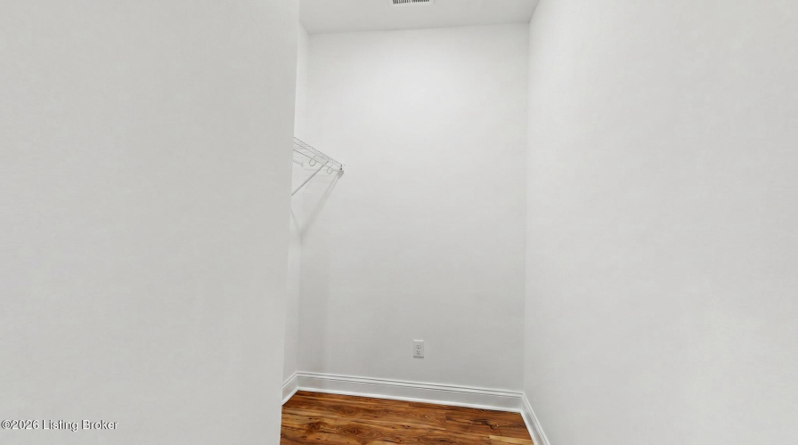 Listing Image 39