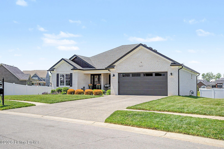Listing Image 44