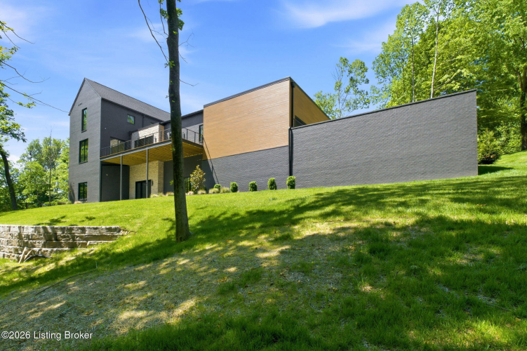 Listing Image 64