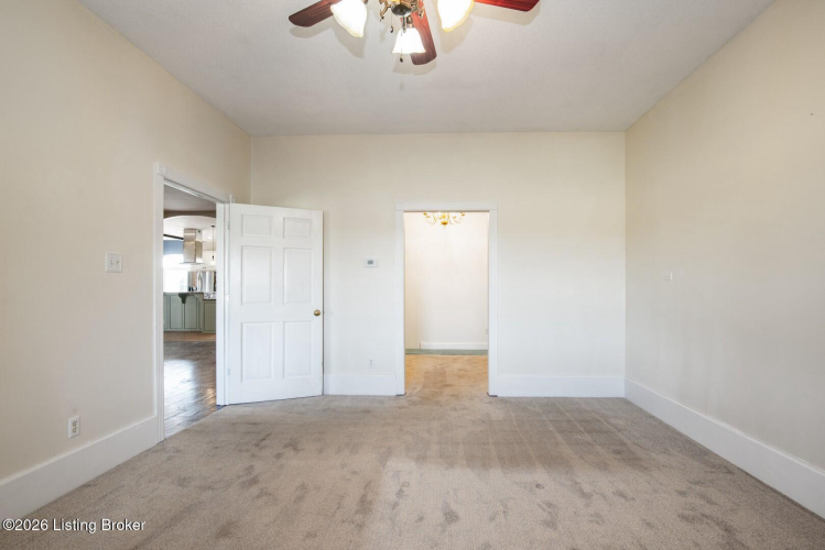 Listing Image 33