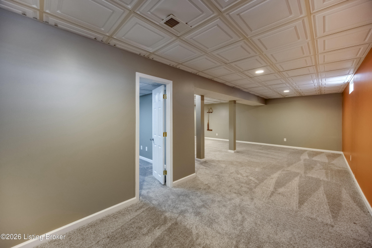 Listing Image 53