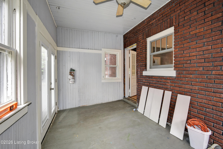 Listing Image 43