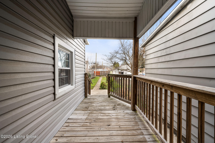 Listing Image 18