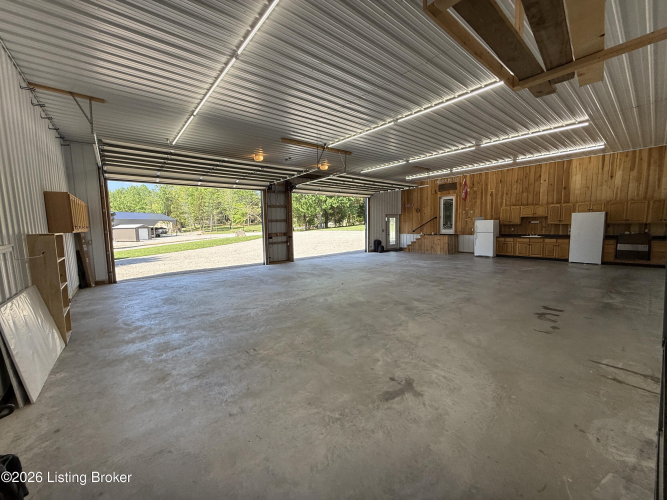 Listing Image 43