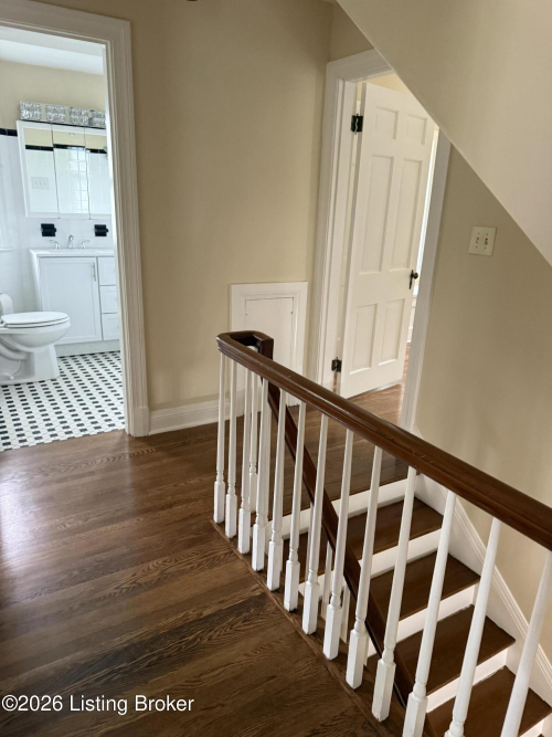 Listing Image 31